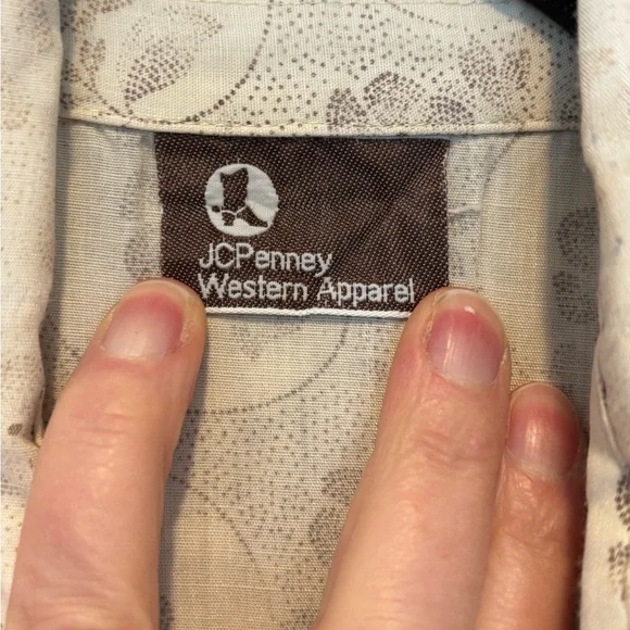 Vintage JCPenney Western Cream and Brown Floral Button Down Shirt - Picture 3 of 8